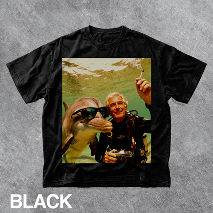 Vintage Funny Underwater Dolphin Selfie Graphic Tee